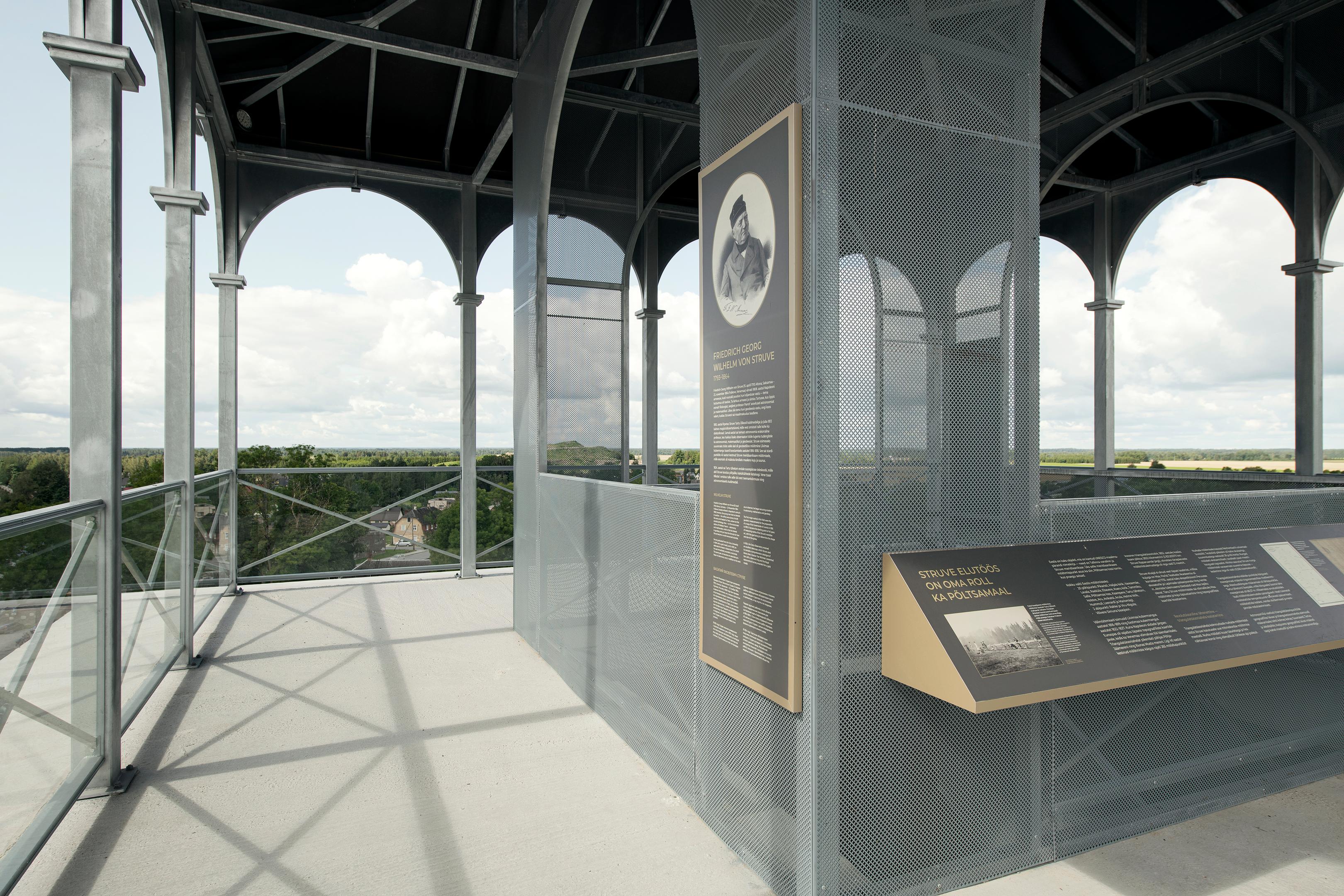 New dome in top of Põltsamaa Castle's convent building